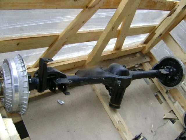 Задний мост нива 21213. Задний мост 21213. Задний мост нива 2121. Задний мост ваз 2121. Чулок заднего моста нива 21213.