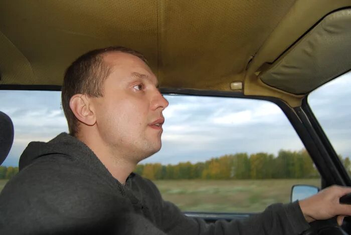 Рекорд задним ходом. 2022 мировой рекорд какой автомобиля. Задний ход автоинструктор. Рекорд задним ходом. Сергей силков.