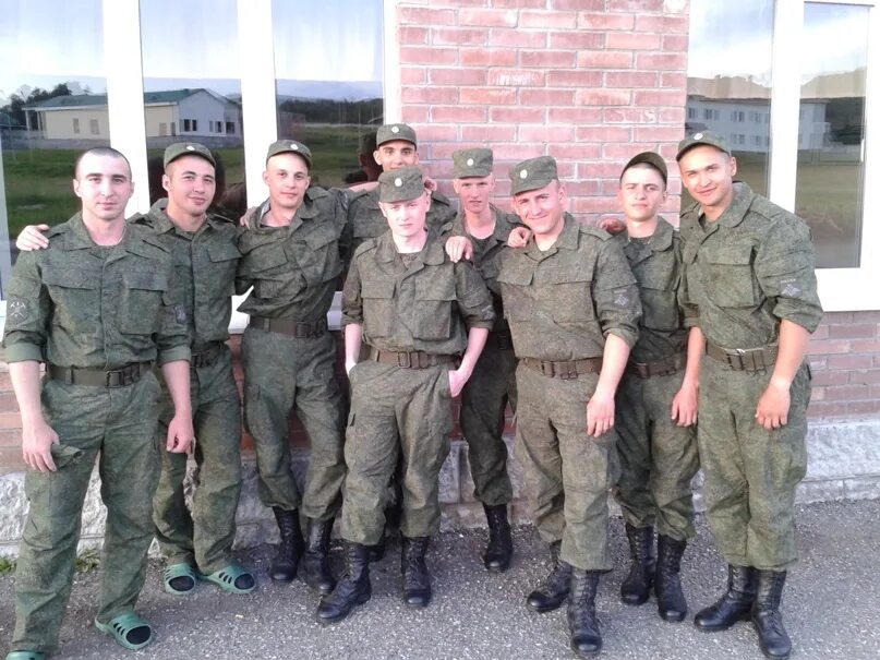 Войсковая часть 28331 екатеринбург. Рота отец. Рота отец. Воинская часть екатеринбург березовский свердловская область. Псковская учебка инженерные войска.