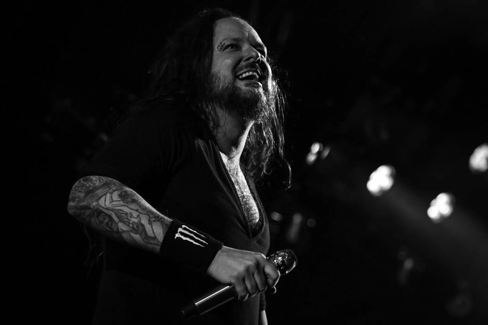 Перевод песни daddy korn. Korn jonathan davis adidas. Перевод песни daddy korn. Korn 1992. Перевод песни daddy korn.