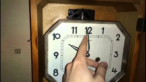 Часы ручей