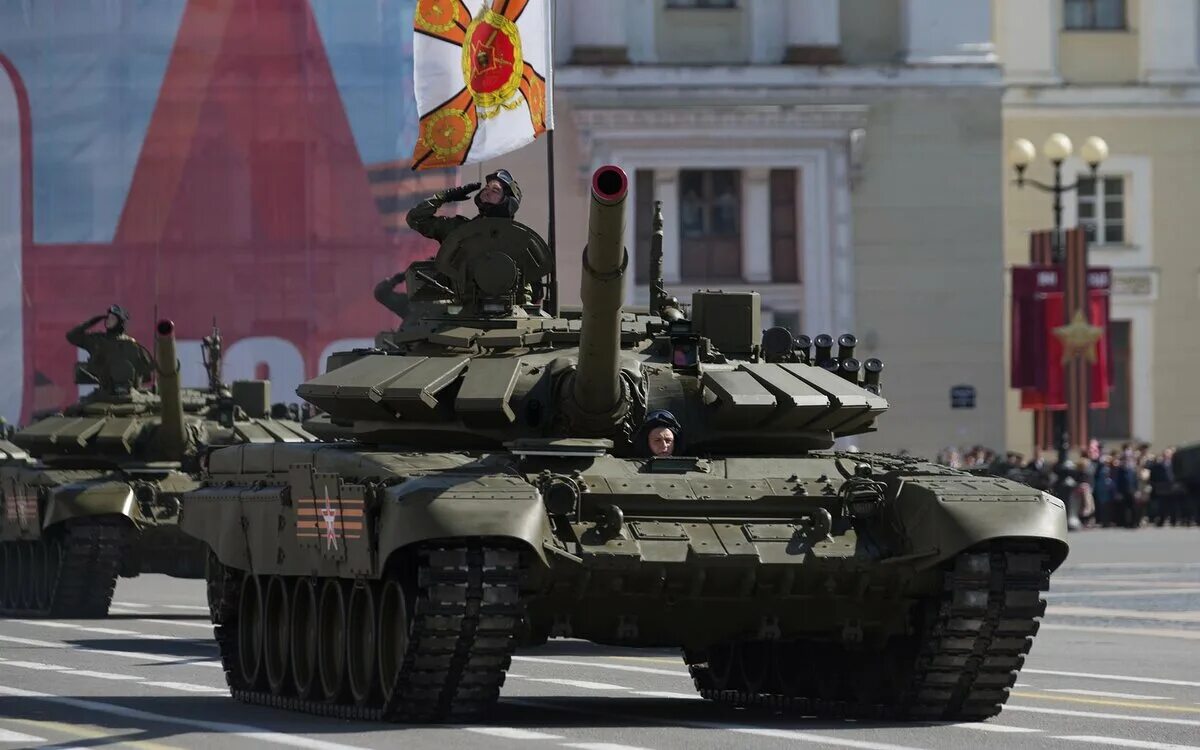 Российский т 72. Т-72б3 сбоку. Российский т 72. Танк т72б3. Т-72 средний танк.