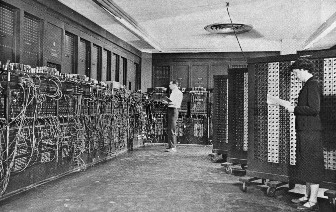 Eniac 1. ЭНИАК 1946. Компьютер Eniac 1943. Eniac компьютер 1946 год.