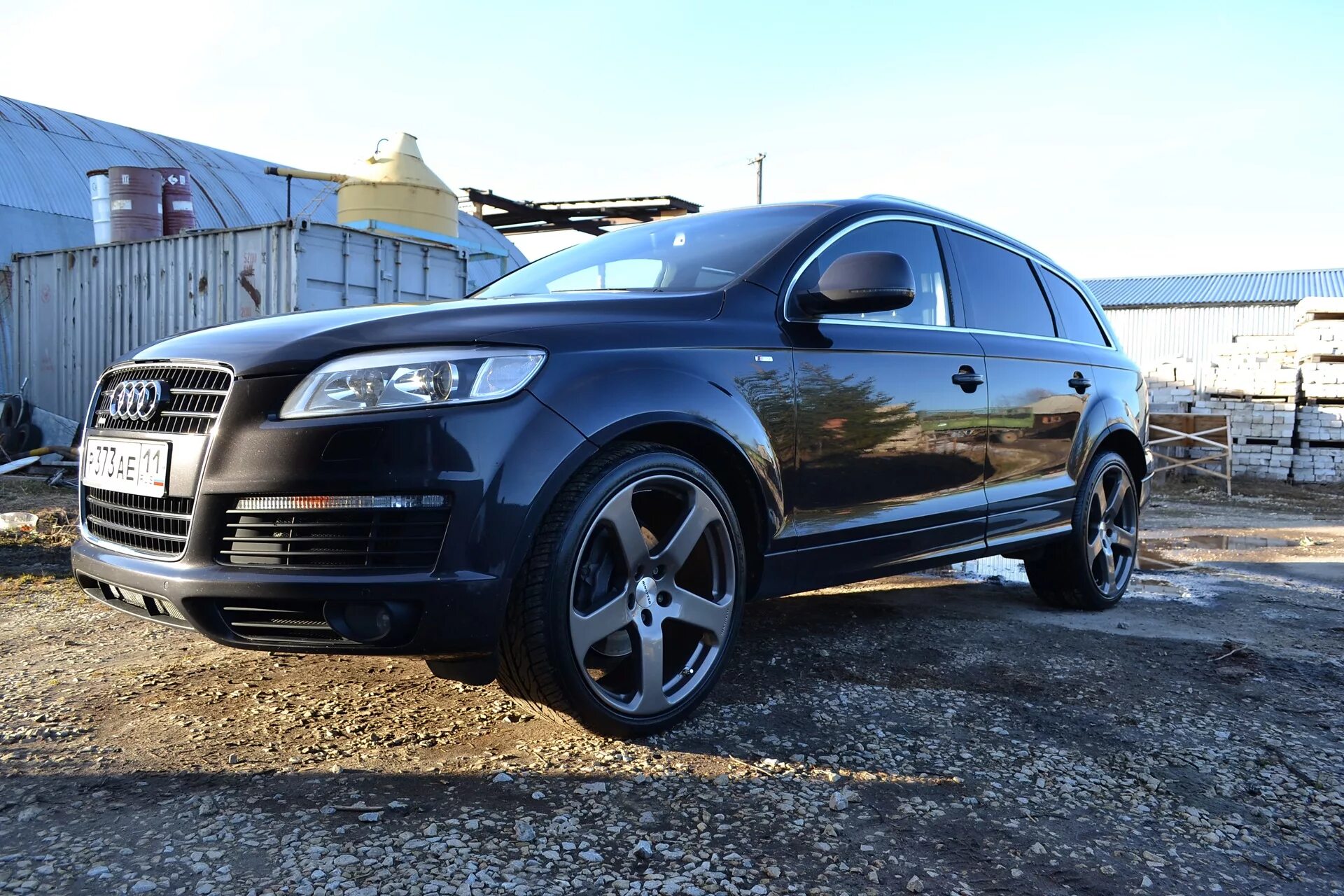 Audi q7 r20. Диски hamann audi q7. Audi q7 r20. Audi q5 r22. Audi q7 4l r22.