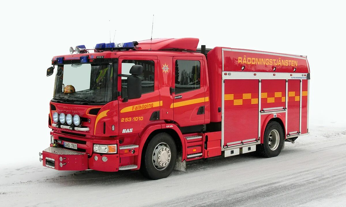 Легок пожарная машина. Пожарная машина Scania p360. Пожарная машина Scania p310. Пожарная машина 5110dks. Пожарная машина Scania p300.