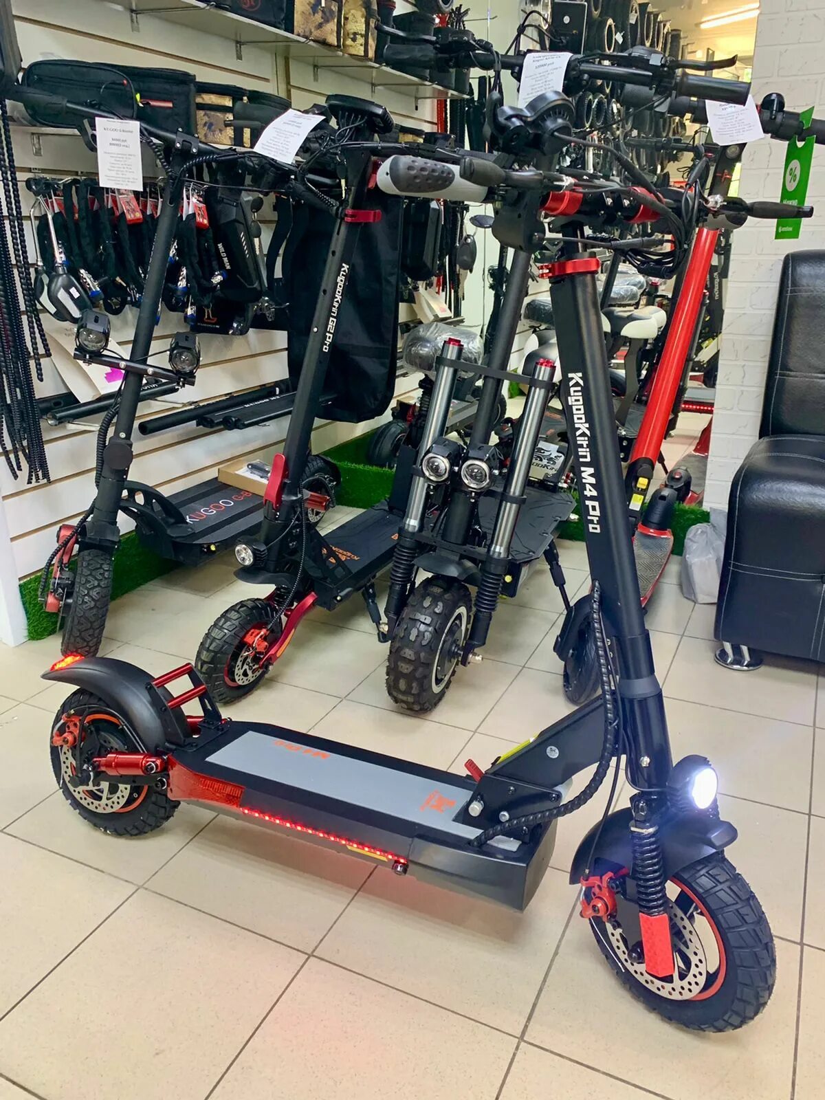 Kugoo m4 pro плюс. Kugoo kirin m4 pro 2023. Kugoo m4 pro плюс. Kugoo m4 pro плюс. Электросамокат kuga kirin m4 pro.