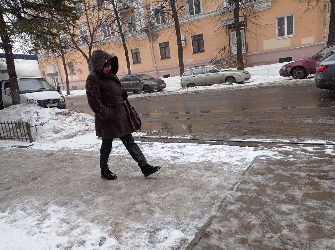 Зима прогород. Прогород 76. Ледяной дождь в Ярославле. Сильный дождь Ярославль.