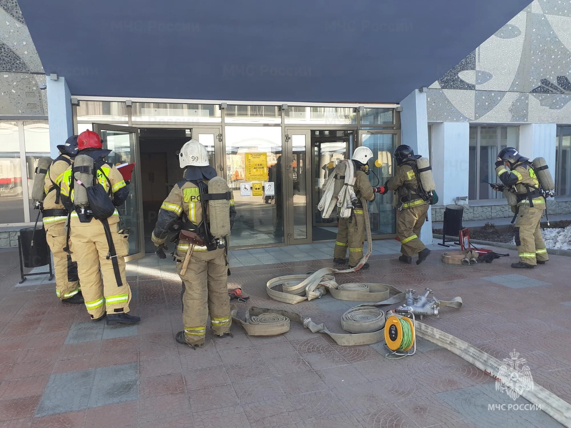 достижение пожарная тревога. пожарная служба для детей. пожарная тревога в школе звук. достижение пожарная тревога. пожарная тревога.