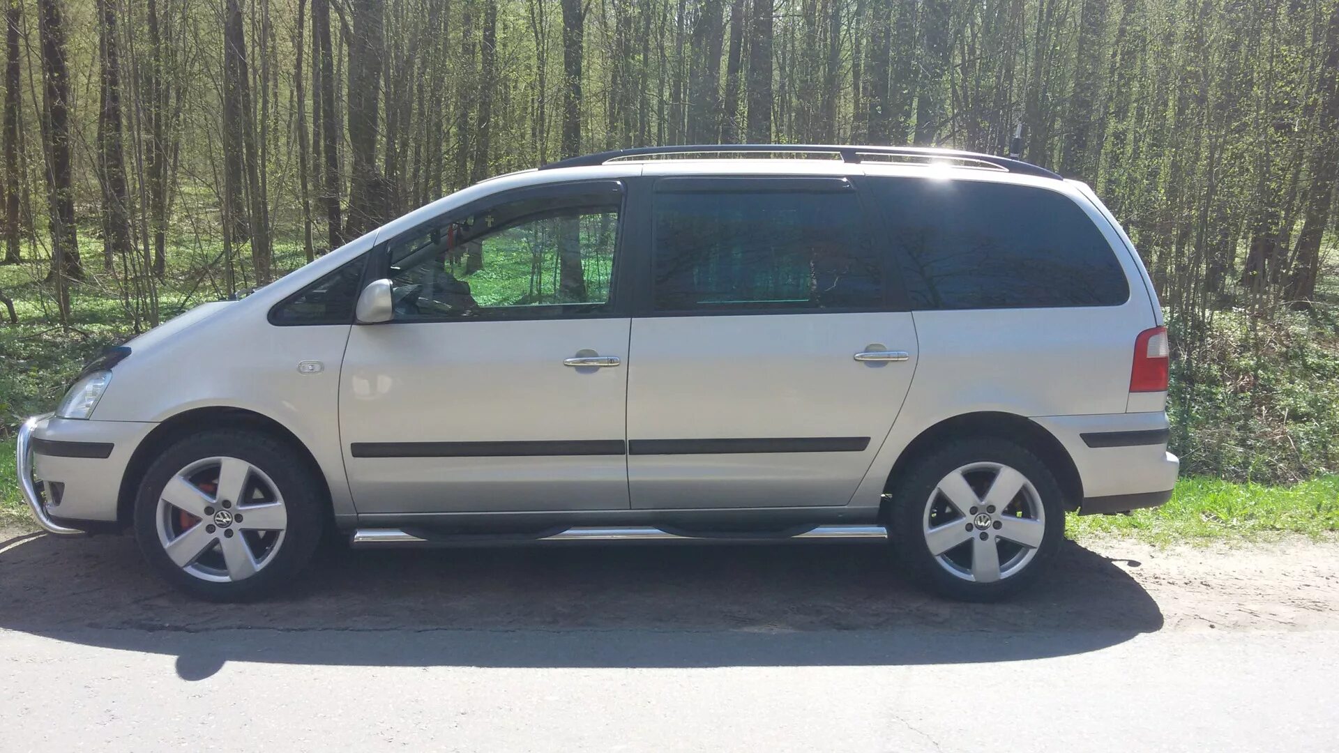 Ford galaxy r19. Диски r16 ford galaxy оригинал. Форд s-max 235/55 r17. Диски форд оригинал. Ford galaxy 2 tuning.