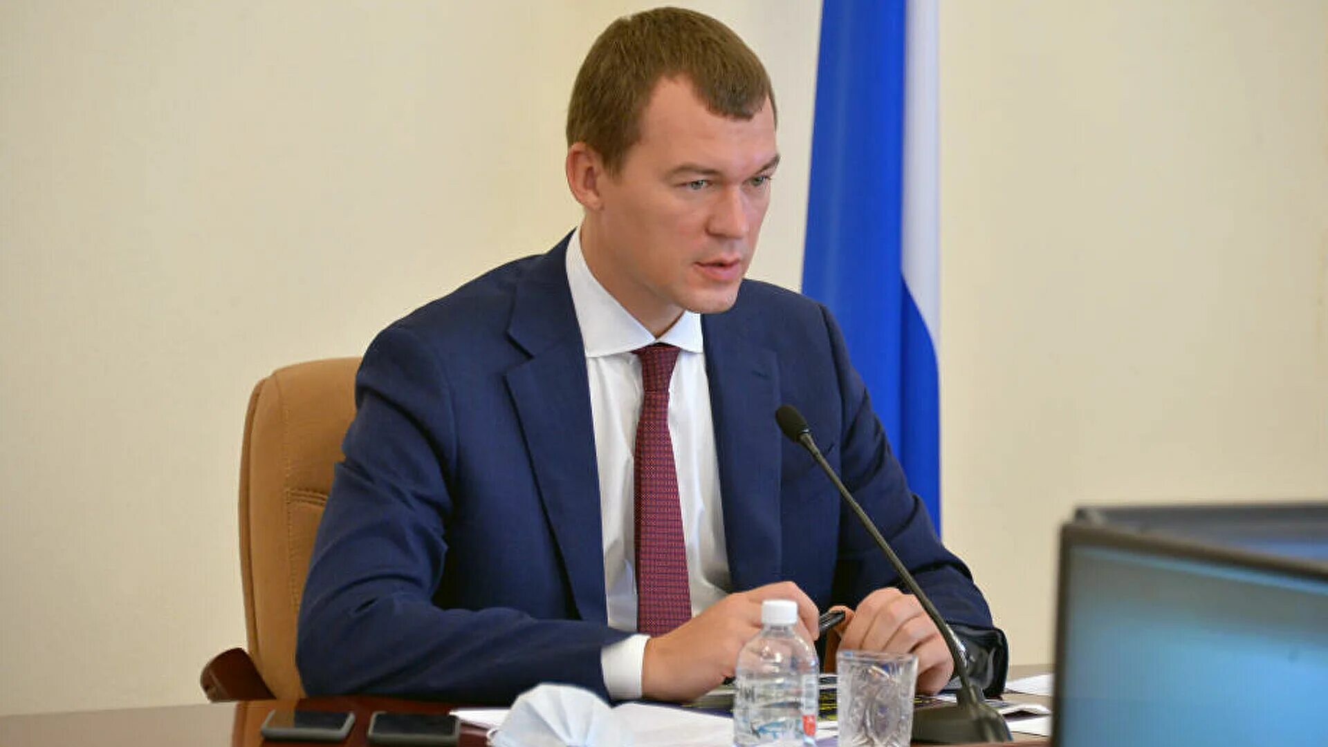 Губернатор г. Дегтярев губернатор хабаровского края. глава хабаровского края михаил дегтярев. дегтярев врио губернатора. лава хабаровского края дегтярев.