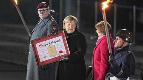 Пост ангелы меркель