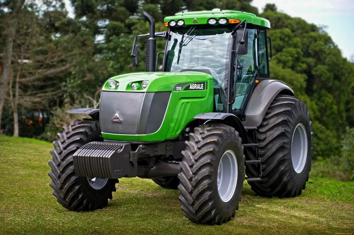 Авто тракторный. Agrale трактор. John Deere 6125m. Джон Дир Кировец. Иранский трактор itm 285.