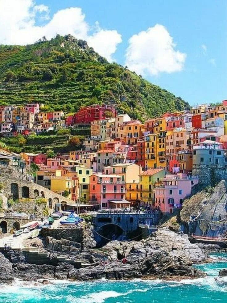 Италия страна. Чинкве-терре италия. cinque terre италия. италия. манарола. la spezia италия.
