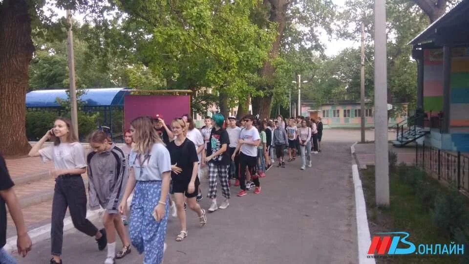 лагерь дубрава красноармейский район саратовская обл. детский лагерь красноармейская. детский лагерь красноармейская. орлёнок детский лагерь красноармейский район палаточный. дол орленок волгоград красноармейский район.