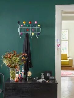 2 are decorating