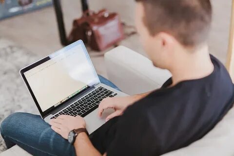 Как следить за человеком в соц сетях