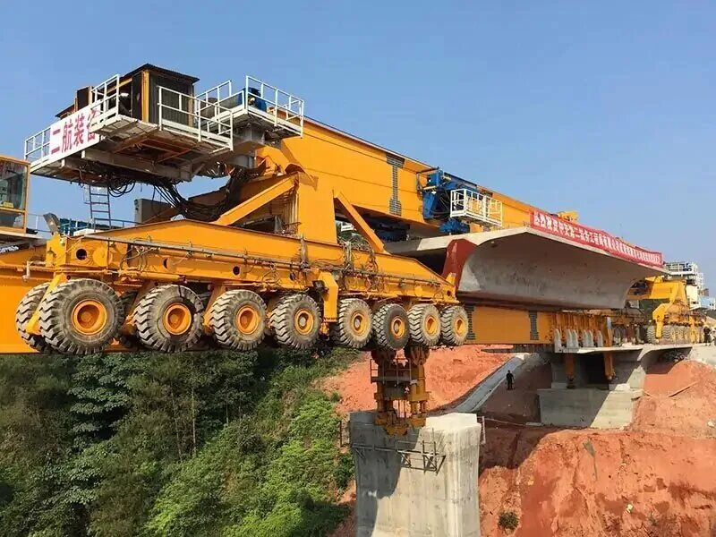 Техника используемая в строительстве. Мостоукладчик slj900/32.