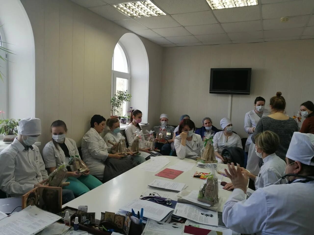 Буклет гобуз «мокб им. Гобуз мурманская больница. Гобуз хвойнинская црб. Баяндина». Областная больница мурманск.