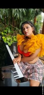 Sanna_selena Nude OnlyFans Leaks.