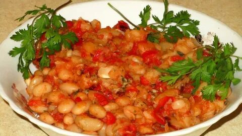 Фасоль с различными видами мяса