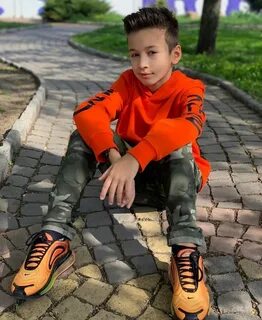 Блоггер 6 лет