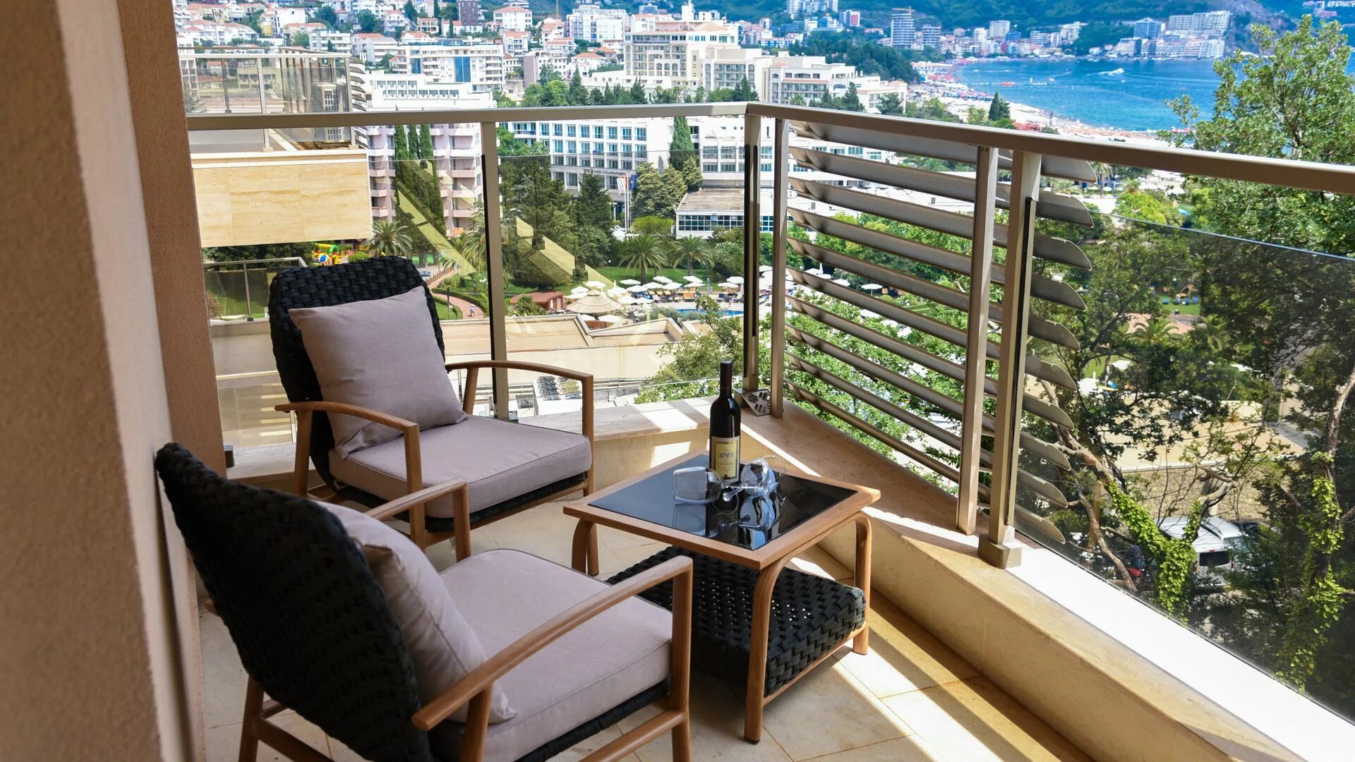 Superior balcony