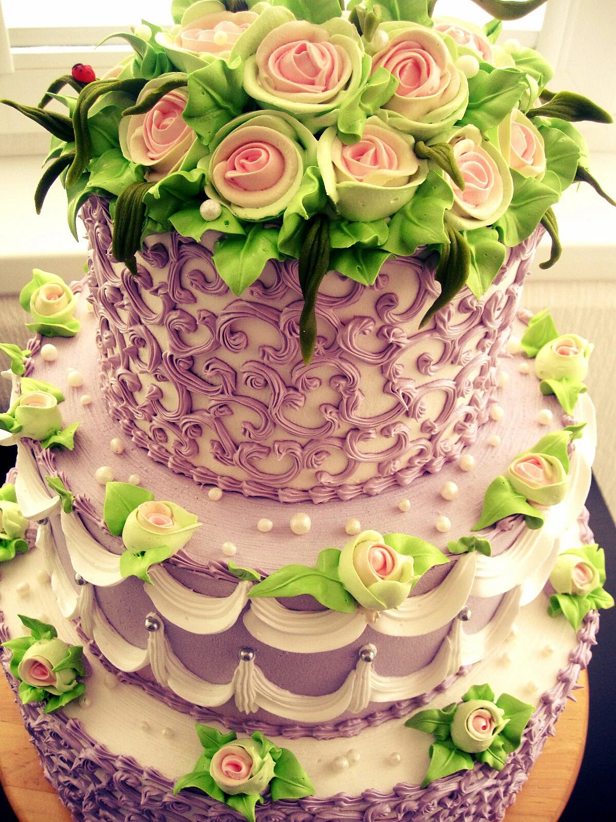 торт юбилейный для женщины. украшение квадратного торта. красивые торты на юбилей женщине. красивые торты на юбилей женщине. торт для женщины.