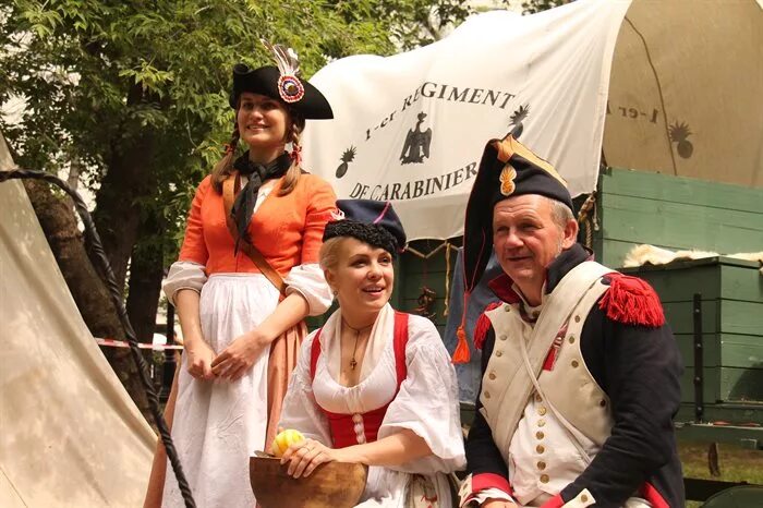 маркитантки картина. французские маркитантки 1812 года. маркитантки 1812 бородино.