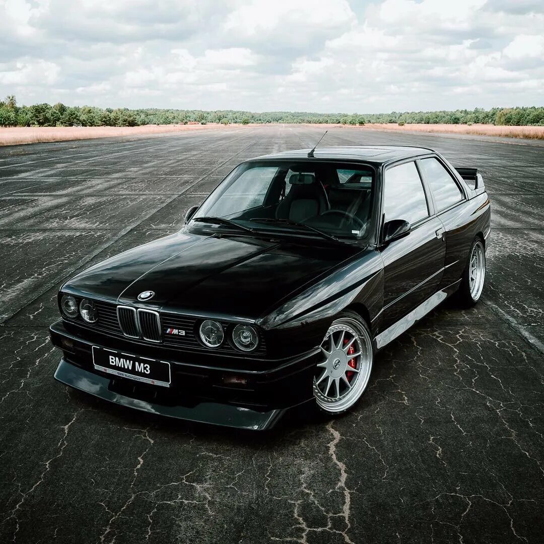Бмв е30. Bmw 3 e30. Бмв е30. Bmw m3 e30 1991. Музыка е 30.