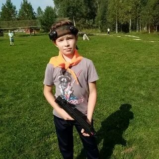Саше 10 лет вадиму 6 на сколько