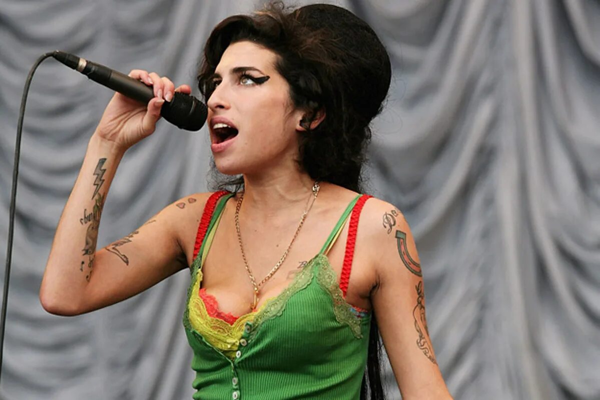 Эми винхаус. Эми уайнхаус. amy эми уайнхаус. эми уайнхаус 2012. джаз эми уайнхаус.