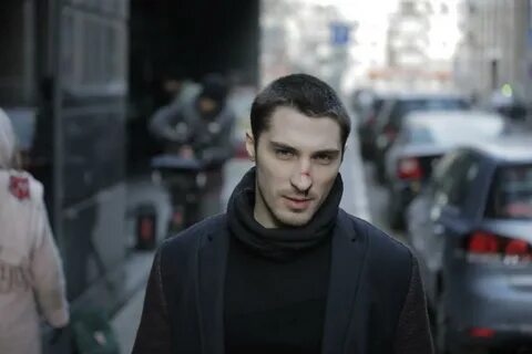 Актер коробов