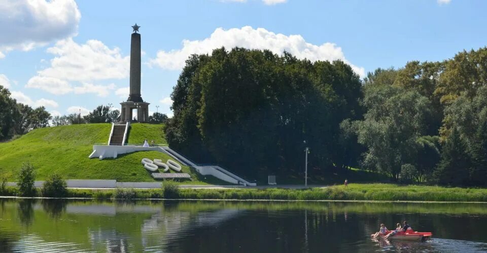 Что великих луках происходит