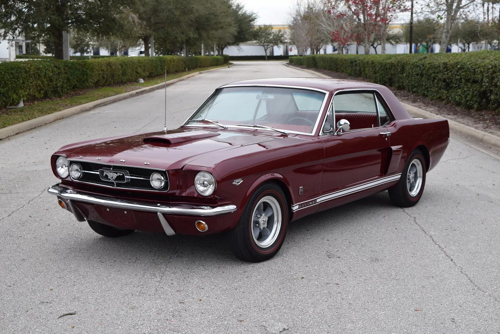 Best old cars. Форд Мустанг Форд 1965. Ford Mustang 1965. Ford Mustang gt Coupe 1965. Форд Мустанг 2.