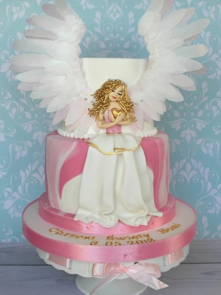 Торт с ангелочком. Торт с ангелом. Торт с ангелом для девочки. Торт дл девочке с АНГЕЛОЧКО. Вафельные крылья