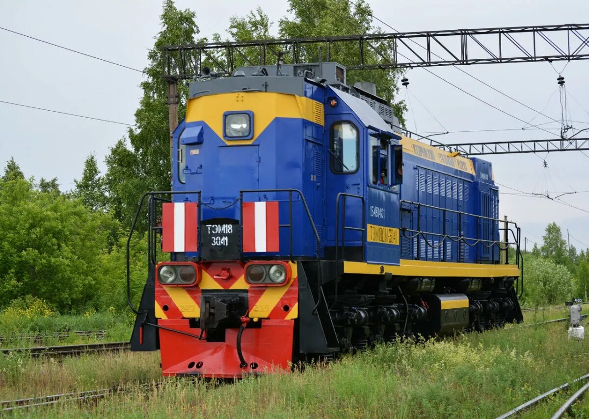 Маневровый тепловоз тэм18дм. Маневровый тепловоз тэм 18г. Тепловоз тэм18дм. Тэм18дм. Тепловоз тм18.