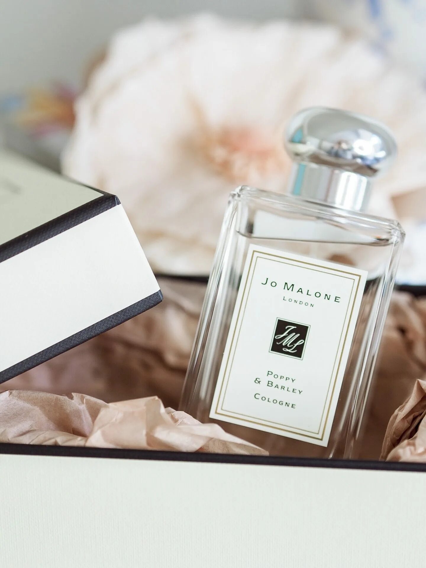 Jo malone poppy barley. Джо Малон Poppy Barley. Джо Малон Поппи. Духи Джо Малон Поппи Барлей. Духи Jo Malone Poppy Barley.