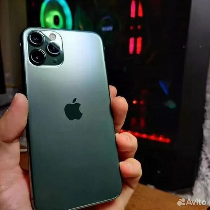 Iphone 30 pro. Айфон 11 Pro Max. Iphone 11 Pro Green. Iphone 11 Pro зеленый. Айфон 11 Промакс 64гб.