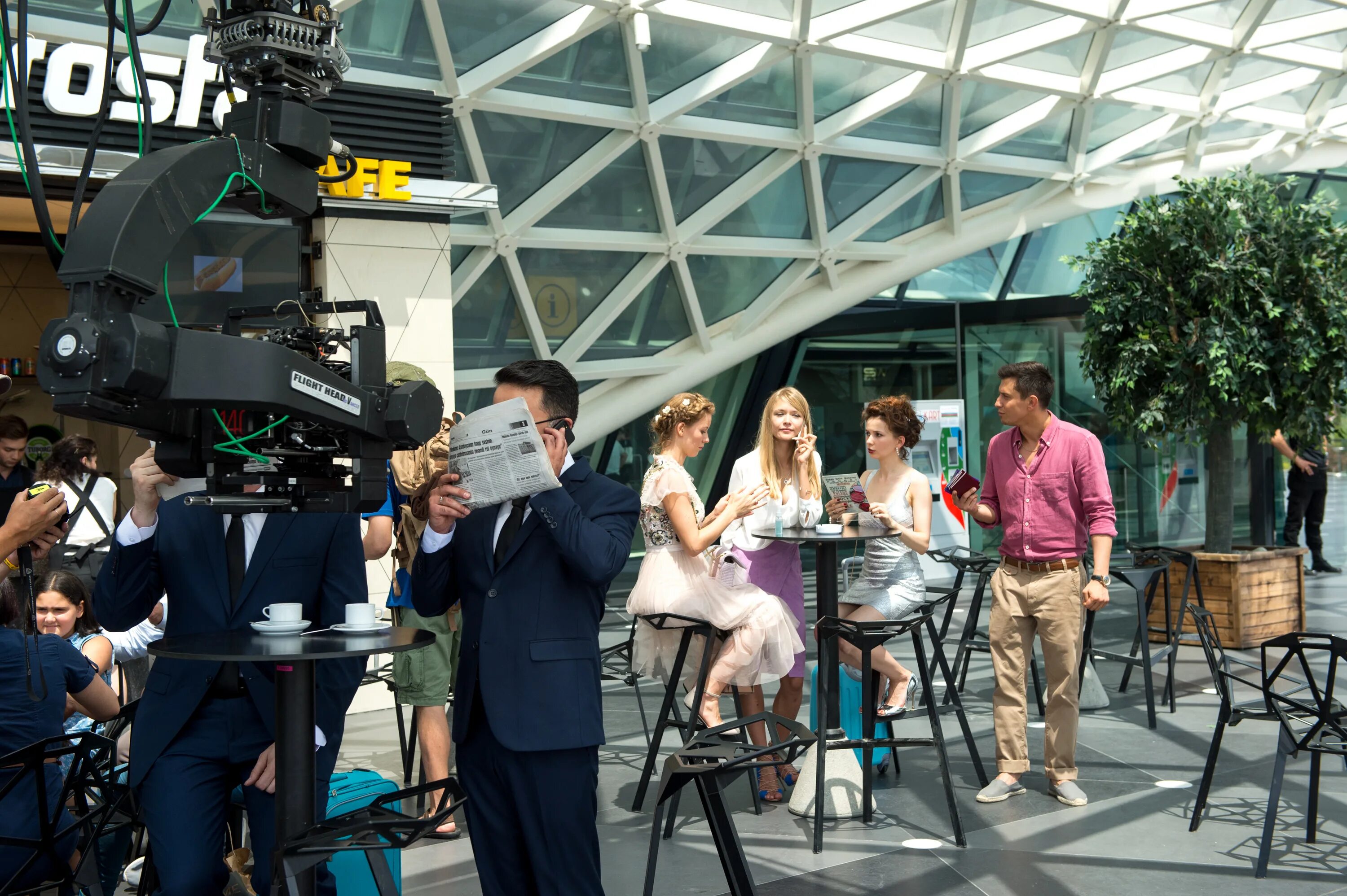 съемки фильма. съемки фильма. съемки фильмов германии. актеры на съемках. актер на съемочной площадке.