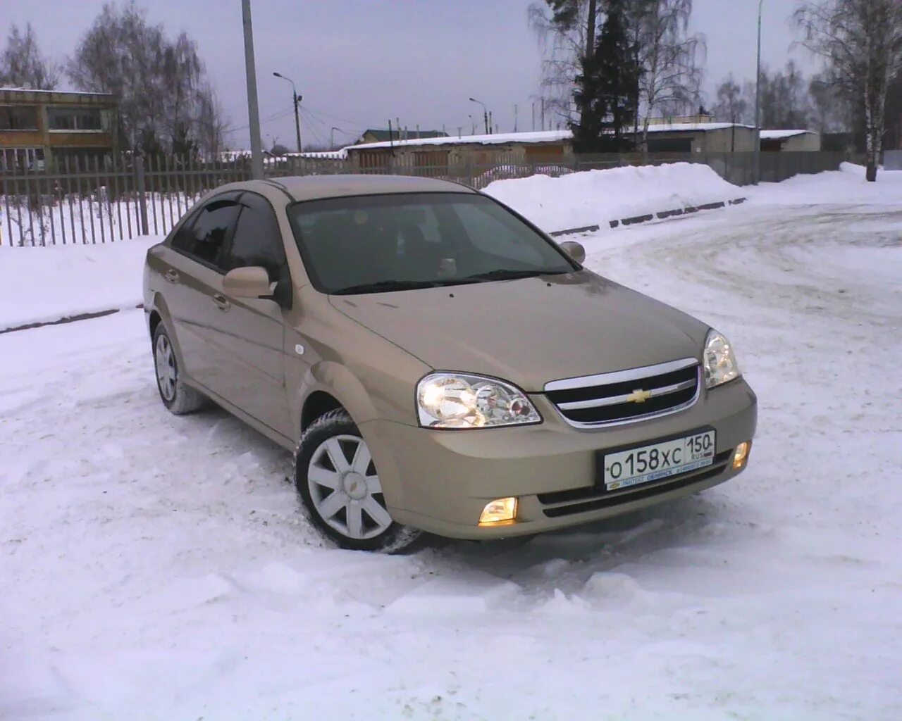 Шевроле Лачетти седан бежевый цвет. Chevrolet Lacetti седан бежевый металлик. Лачетти седан 2007 года бежевого цвета. Лачетти седан бежевый.