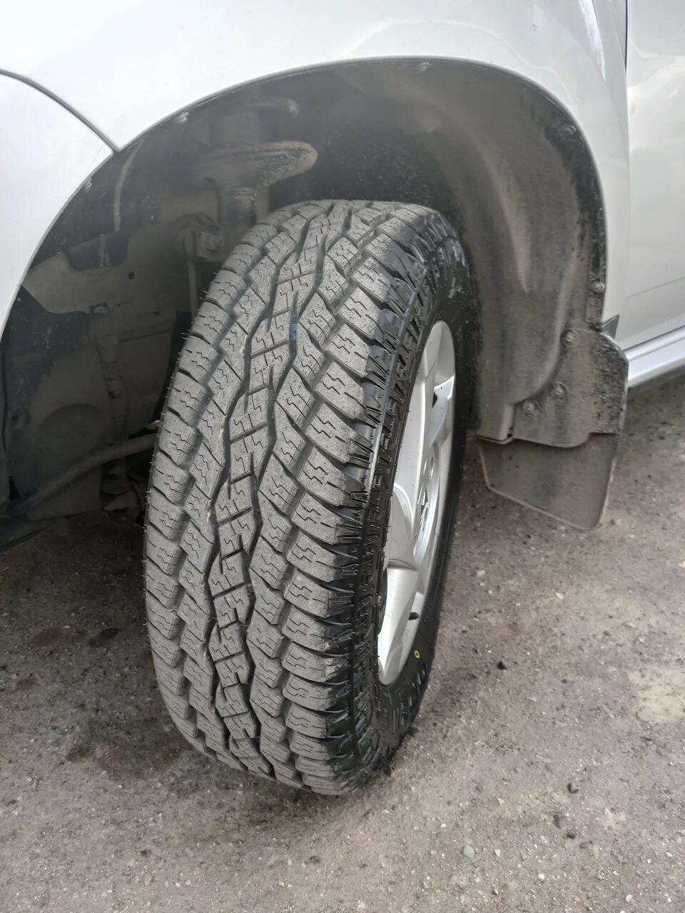 Toyo open Country at 215/65 r16. Тойо опен Кантри АТ 225/70/16. Шины АТ 215/65 r16. Дастер на 225/65r17.