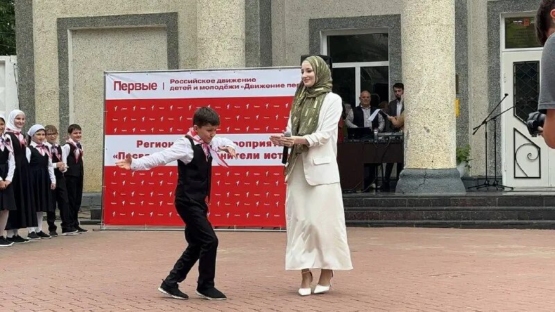 Посвящение хранители истории движение первых. Посвящение хранители истории движение первых. Посвящение хранители истории движение первых. Посвящение хранители истории движение первых. Конкурс хранители русского языка заставка.