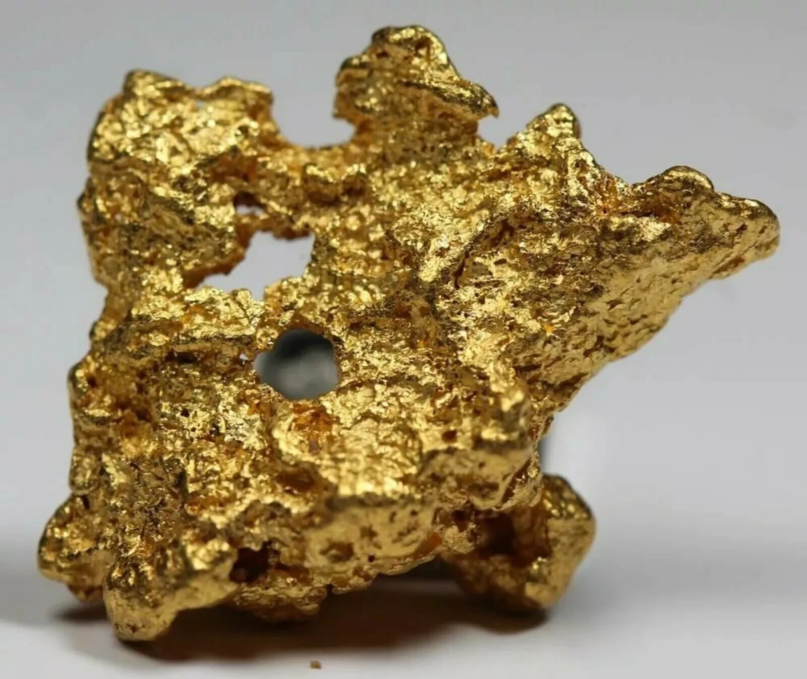 Категории золота. Как называется плоский золотой самородок. Чистое золото в природе. Как называется плоский золотой самородок. Золото-теллуридные руды.