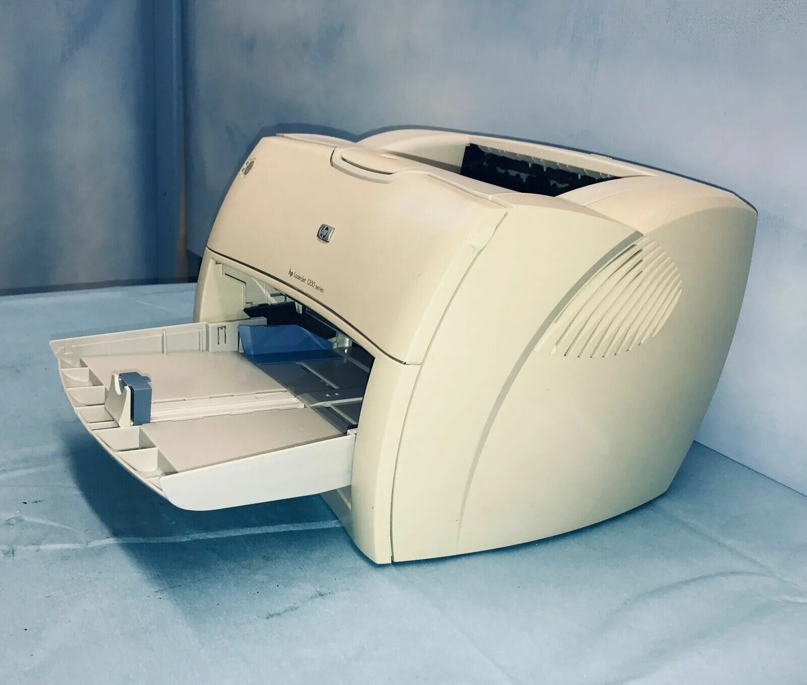 Принтер h plase jet1200. Ho LASERJET 1200. Принтер 1200 купить