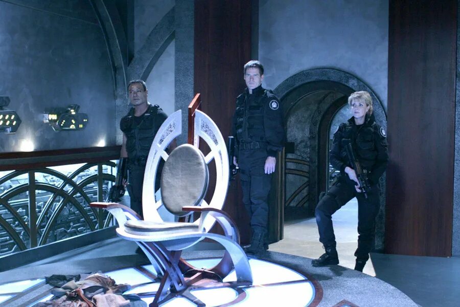 Звездные врата 1996. Stargate sg1. Звёздные врата SG-1 корабли.