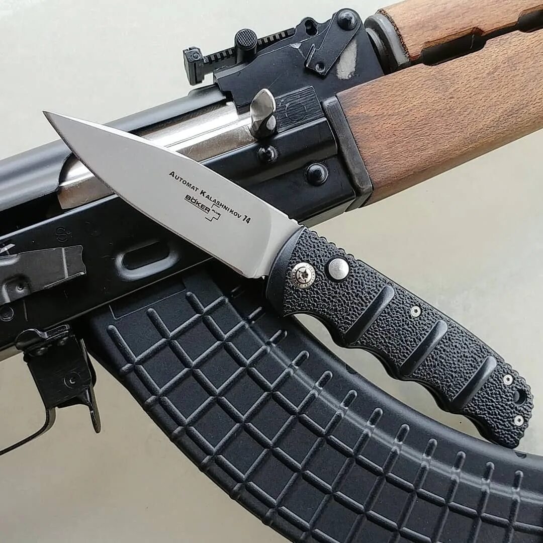 Ножевая машина. Нож Boker AK 47. Нож Бокер АК 74. Нож Бокер Калашников. Складной нож Бокер АК-47.