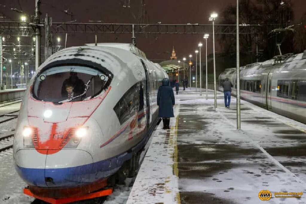 Сапсан москва санкт-петербург. Сапсан электропоезд. Экспресс сапсан. Поезд сапсан санкт-петербург. Сапсан куда ездит.