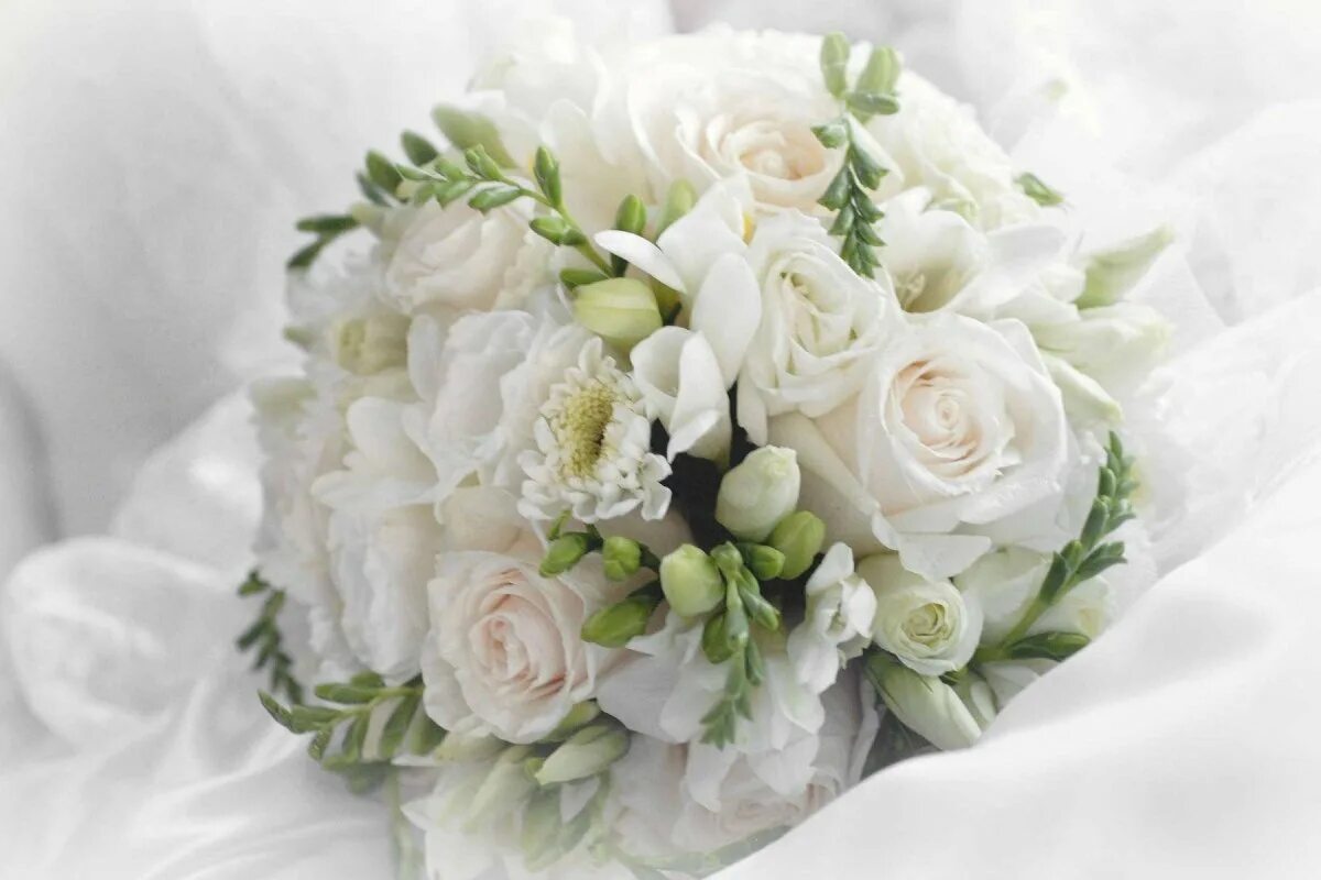 Букет на свадьбу белый. Букет невесты. Красивый свадебный букет. Свадебные букеты в белом цвете. Букет белых цветов.