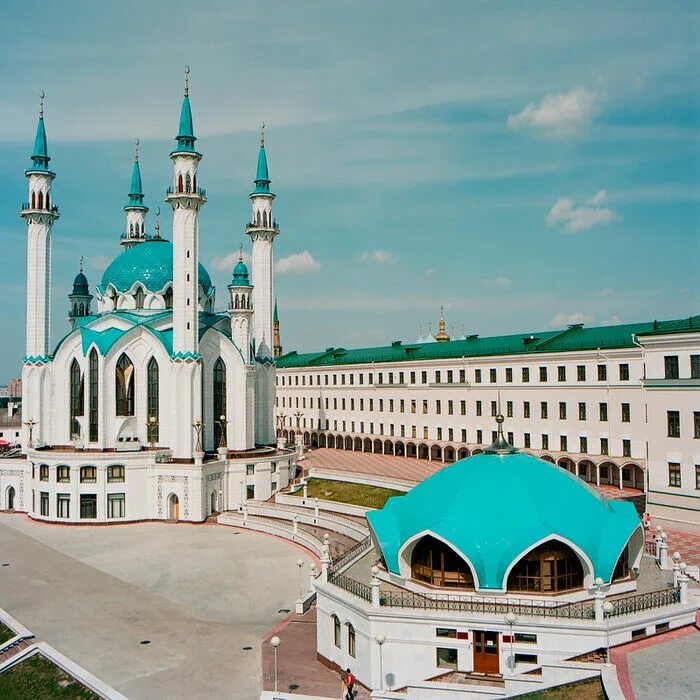 Какой пояс в казани. Kazan City центр. Изумрудный город Казань. Kazan City.