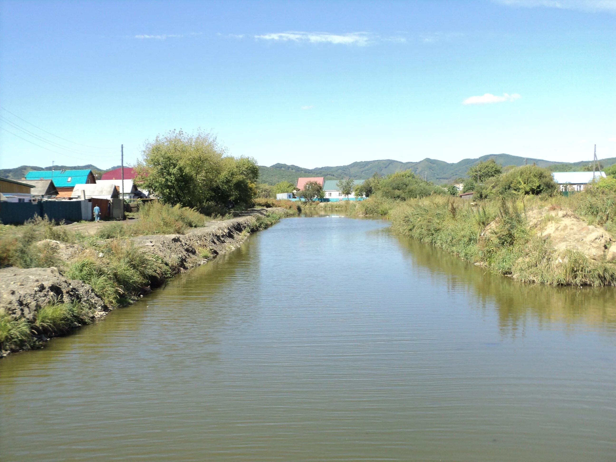 Река каменка каменск-уральский. Куда впадает каменка. Река впадает. Река каменка новосибирск на карте. Куда впадает каменка.